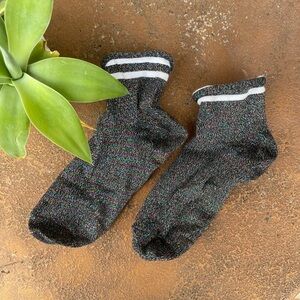 Sparkling ankle socks